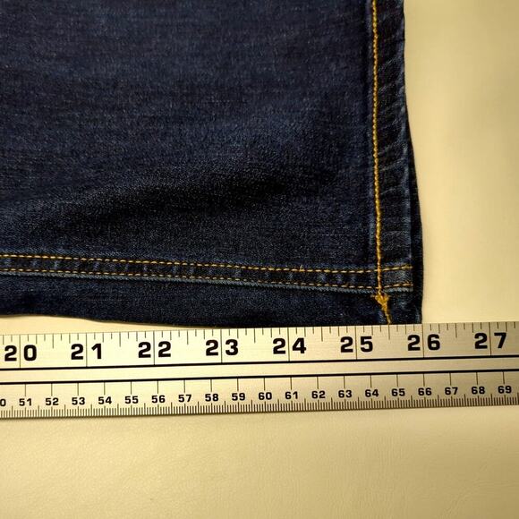 Jeans Size 12 Short Time and Tru Dark Wash - Picture 8 of 8